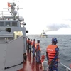 参加巡逻的两国海军舰艇（图片来源：人民军队报）