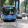 胡志明市目前拥有 138 条公交路线2209 辆公交车。图自越通社
