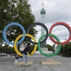 General view of the Olympic rings at Place de la Bastille. (Photo: Reuters) 