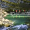 En el sistema cavernario de Tu Lan (Foto: Nhan Dan) 
