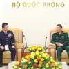 En el encuentro entre el coronel general Pham Hoai Nam (derecha), viceministro de Defensa de Vietnam y el mayor general Aoi Kei, comandante del Comando del Sistema Directivo de Información de la Fuerza Terrestre de Autodefensa de Japón (Fuente: https://www.qdnd.vn/) 