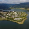 La belleza del río Da en temporada de inundaciones en municipio de Muong Lay