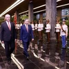 General Secretary of the Communist Party of Vietnam and President of Vietnam To Lam and First Secretary of the Communist Party of Cuba Central Committee and President of Cuba Miguel Diaz Canel Bermudez review the guards of honour (Photo: VNA)