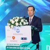 越南信息与传媒部副部长范德龙发表讲话。图自hanoimoi.vn
