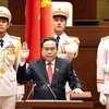 国会主席陈青敏宣誓。图自越通社