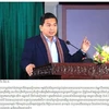 Un artículo en el sitio de noticias AMS e imagen del autor del artículo, Kin Phea, director del Instituto de Relaciones Internacionales de la Real Academia de Camboya. (Fuente: VNA)