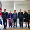 La delegación del Partido Comunista de Vietnam y los dirigentes del gobernante Partido Progreso Social Democrático (PPSD) en Costa Rica. (Fuente: VNA)