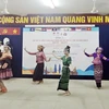 Presentan danzas tradicionales de países miembros de la ASEAN. (Fuente: VNA)