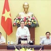 Председатель НС Чан Тхань Ман выступает на закрытии 34-го заседания Постоянного комитета Национального собрания. (Фото: ВИА)