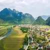 Вид на деревню Танхоа в провинции Куангбинь, которая вошла в список лучших туристических деревень 2023 года по версии Всемирной туристической организации. (Фото: ВИA)
