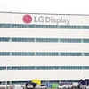 LG Display вложит еще 1 миллиард долларов в свой проект, увеличив общий объем инвестиций до 5,65 миллиарда долларов в производство высокотехнологичных OLED-экранов. (Фото: baodautu.vn)