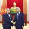 El secretario general del Partido Comunista de Vietnam (PCV), To Lam, recibió hoy al ministro mongol de Alimentación, Agricultura e Industria Ligera, Jadamba Enkhbayar