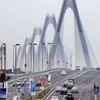 Le pont Nhât Tân, à Hanoi. Photo: VNA
