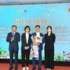 Bùi Van Hiêu remporte le premier prix d’un concours réservé aux travailleurs étrangers ayant réussi à entreprendre après leur retour dans leur pays d’origine. Photo: VOV