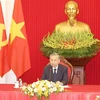 Le secrétaire général du Parti communiste du Vietnam et président de la République Tô Lâm lors de son entretien téléphonique avec le président sud-coréen Yoon Suk Yeol. Photo: VNA