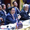 Le Premier ministre Pham Minh Chinh s’exprime lors de la session plénière du 44e Sommet de l’ASEAN à Vientiane, au Laos, le 9 octobre. Photo : VNA