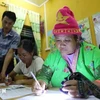 Des femmes participent à un cours d'alphabétisation. Photo: VNA