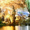 Quang Binh caves draw tourists 