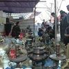 Buying luck at Vieng Market 