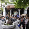 French President hails preservation of Hanoi Old Quarter 