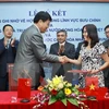 Vietnam, China strengthen postal cooperation