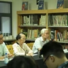 Scholars debate role of French language