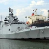 Indian navy ship anchors at Da Nang port 