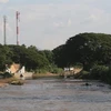 Myanmar closes river border with Thailand ahead election