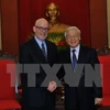 Party chief receives Chairman of Communist Party USA 