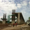 Mekong Delta: Work on major bridges halfway done