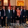 PM meets Hong Kong corporate executives