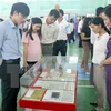 Documents on Hoang Sa, Truong Sa on display in Dak Nong