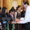 President greets outstanding ethnic minority students