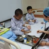 Children carrying Thalassemia get treatment at the Institute of Hematology and Blood Transfusion (Photo: VietnamPlus)