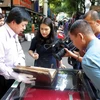 Antique book collector urges development of bookbinding in Vietnam
