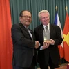 Czech writer wins Vietnamese national information service award ​