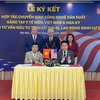 Vietnam, US firms partner in medical glove production