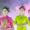 Traditional costume promotes cultural industry’s development