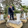 US ambassador visits Road 9 National Martyrs Cemetery 
