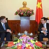 Vietnam FM, US Deputy Secretary of State discuss bilateral ties 