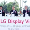 PM attends construction of LG display manufacturing facility