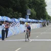 An wins stage, That keeps yellow jersey