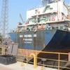 The shipbuilding industry is facing a risk of losing skilled workers although job vacancies are always available (Photo: VietnamPlus)