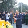 PM offers incense on 230th Dong Da victory anniversary