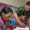 Soldiers provide education to ethnic minority community 