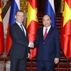 Prime Minister Nguyen Xuan Phuc welcomes Russian couterpart 