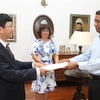 Vietnam, Seychelles strengthen cooperative relations