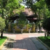 Nha vuon - fabulous architecture of Hue