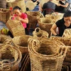 Handicraft businesses seek to develop domestic market