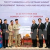 Rice aid delivered to Vietnamese in Cambodia